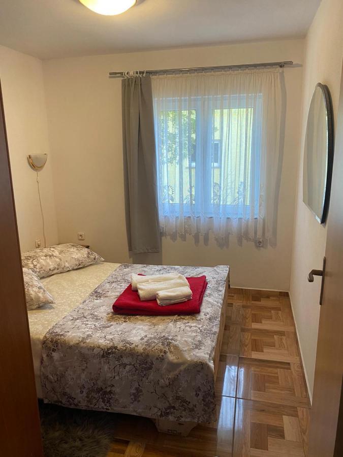 Appartamento App Tony Dramalj Esterno foto
